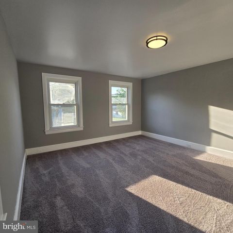 433 E MAPLE AVE, Lindenwold, NJ 08021