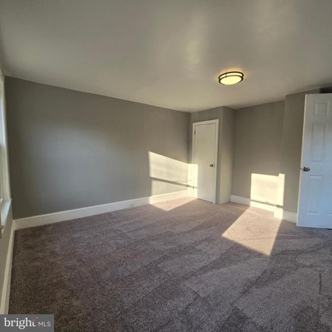 433 E MAPLE AVE, Lindenwold, NJ 08021