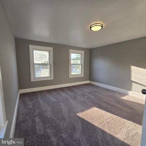 433 E MAPLE AVE, Lindenwold, NJ 08021