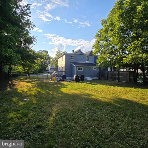 433 E MAPLE AVE, Lindenwold, NJ 08021