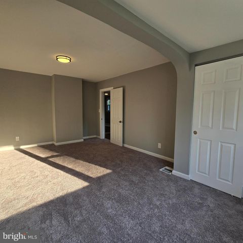 433 E MAPLE AVE, Lindenwold, NJ 08021