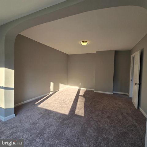 433 E MAPLE AVE, Lindenwold, NJ 08021