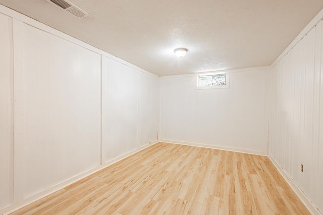 525 Brewer Street, Marshall, MI 49068