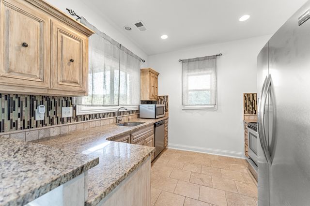 1357 Madison Creek Rd, Goodlettsville, TN 37072