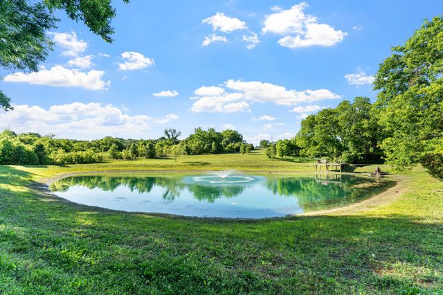 1357 Madison Creek Rd, Goodlettsville, TN 37072