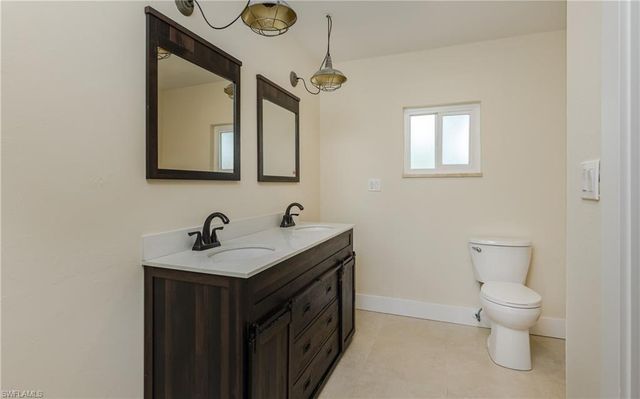 529 Coral DR, Cape Coral, FL 33904