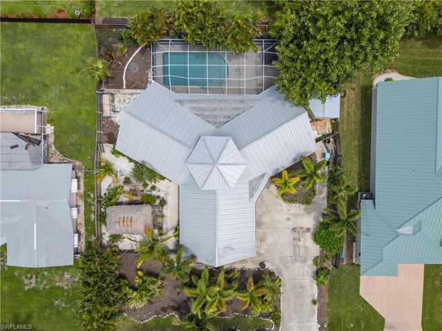 529 Coral DR, Cape Coral, FL 33904