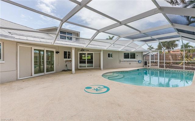 529 Coral DR, Cape Coral, FL 33904