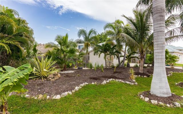 529 Coral DR, Cape Coral, FL 33904