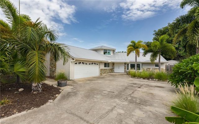 529 Coral DR, Cape Coral, FL 33904