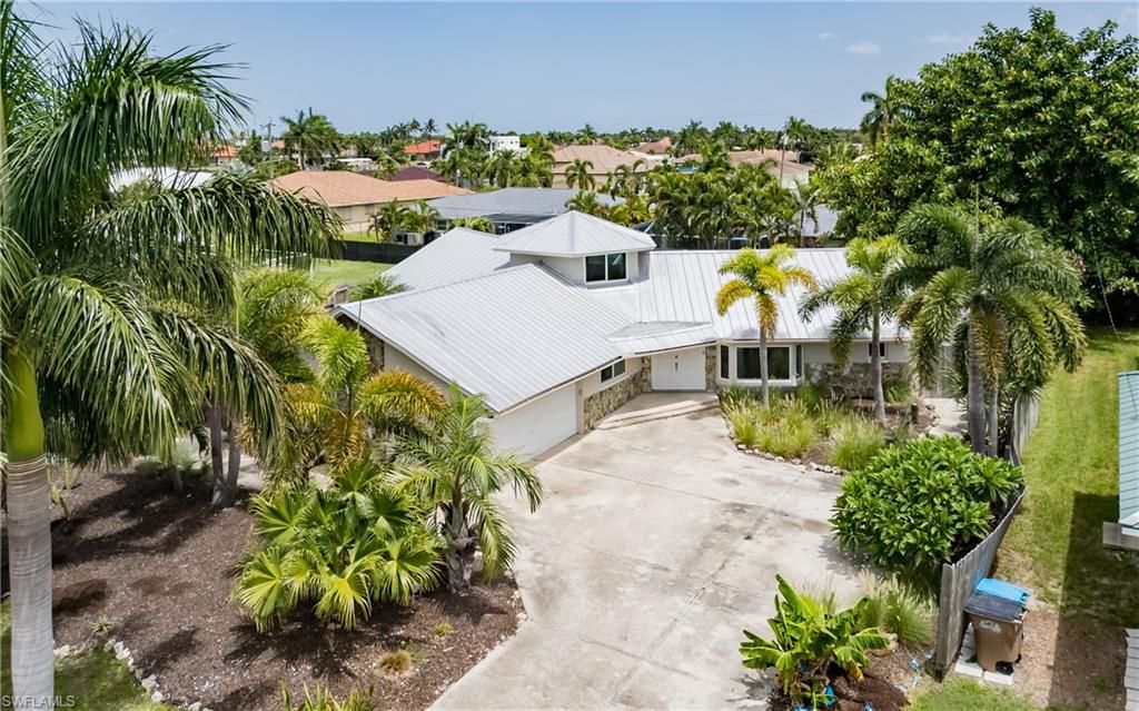 529 Coral DR, Cape Coral, FL 33904