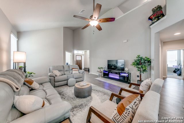 471 Agave Flats Dr, New Braunfels, TX 78130
