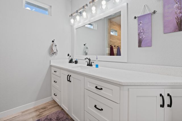 10748 W Fm 4, Godley, TX 76044