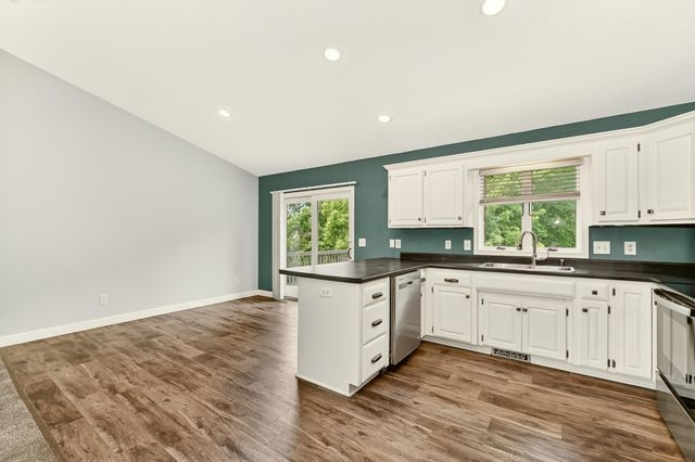 2605 Elmcroft Drive SW, Rochester, MN 55902