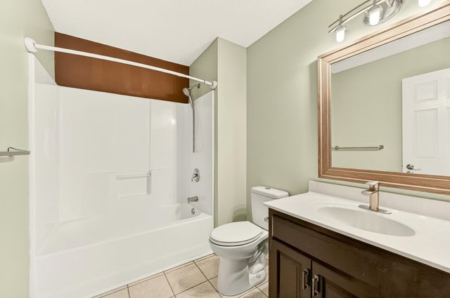 2605 Elmcroft Drive SW, Rochester, MN 55902