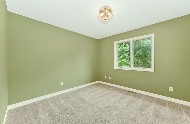 2605 Elmcroft Drive SW, Rochester, MN 55902