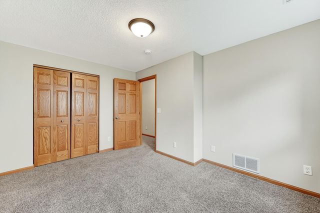 2605 Elmcroft Drive SW, Rochester, MN 55902