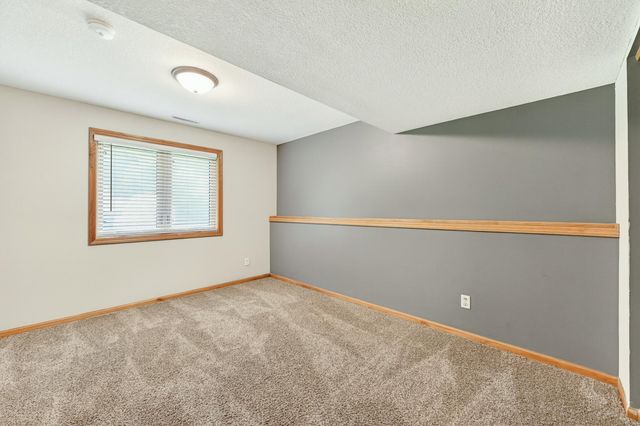 2605 Elmcroft Drive SW, Rochester, MN 55902