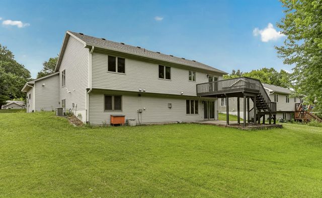 2605 Elmcroft Drive SW, Rochester, MN 55902