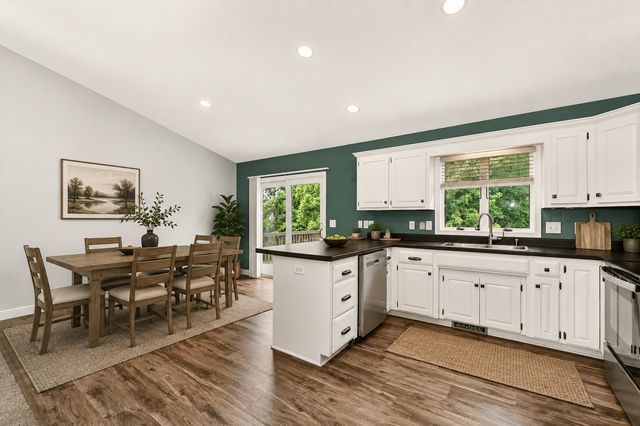 2605 Elmcroft Drive SW, Rochester, MN 55902
