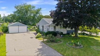 2012 Zircon Lane, Eagan, MN 55122