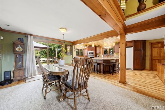 35 Lancelot Court, Amherst, NY 14068