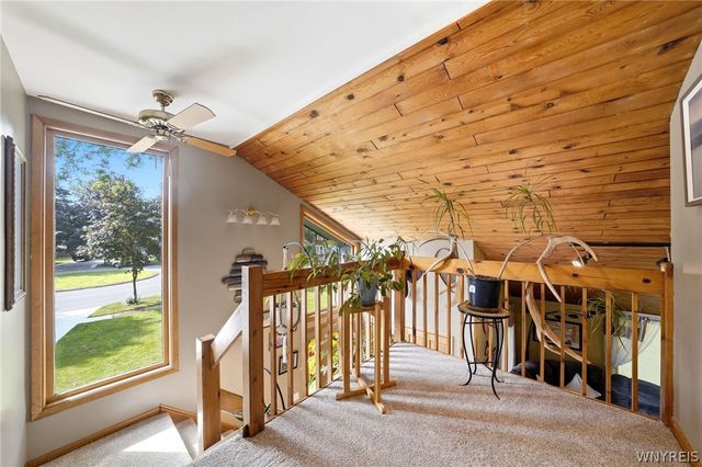 35 Lancelot Court, Amherst, NY 14068
