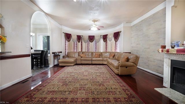 4423 Tartan ARCH, Chesapeake, VA 23321