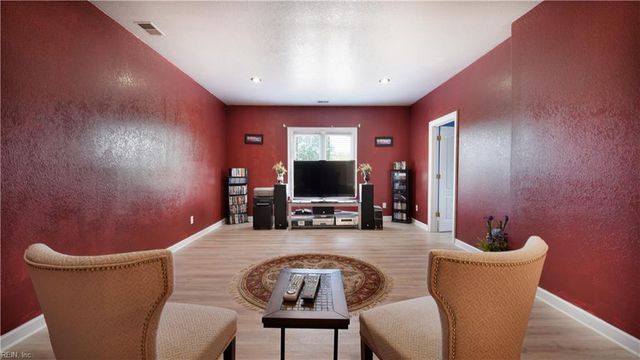 4423 Tartan ARCH, Chesapeake, VA 23321