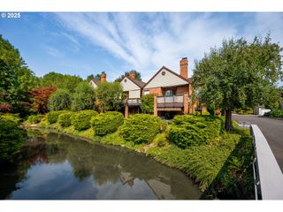 11992 Sw ROYALTY Ct 25, Portland, OR 97224