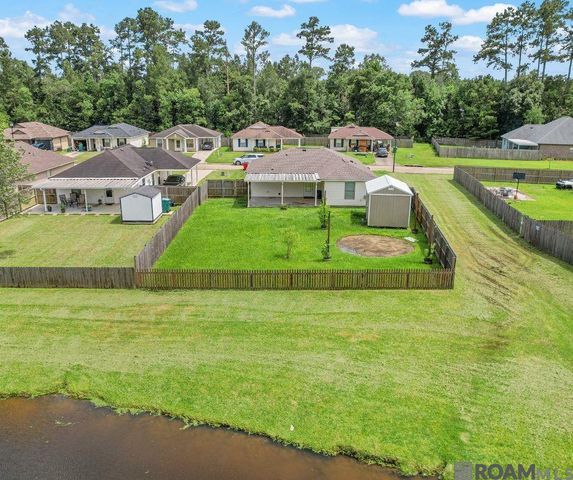 12837 Mulberry Dr, Denham Springs, LA 70726
