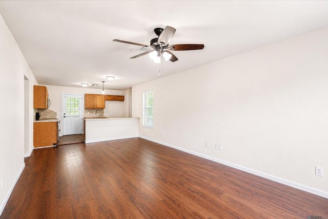 12837 Mulberry Dr, Denham Springs, LA 70726