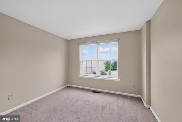 168 STONE HILL DR DR, Pottstown, PA 19464