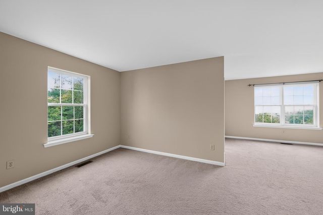 168 STONE HILL DR DR, Pottstown, PA 19464
