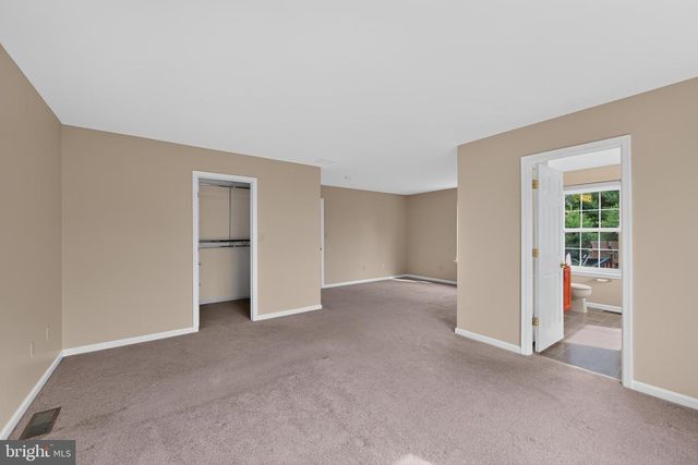 168 STONE HILL DR DR, Pottstown, PA 19464