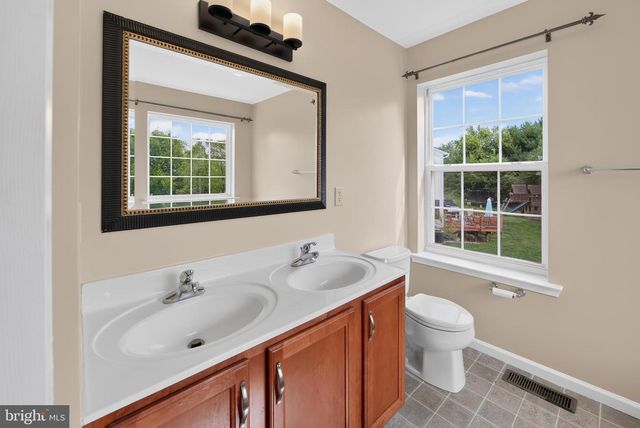 168 STONE HILL DR DR, Pottstown, PA 19464