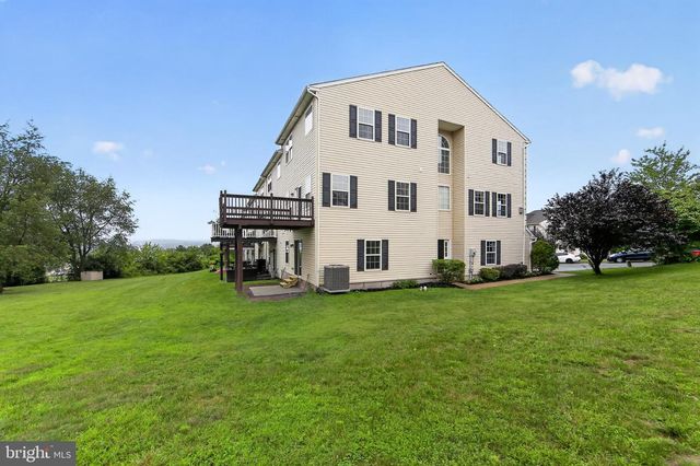 168 STONE HILL DR DR, Pottstown, PA 19464