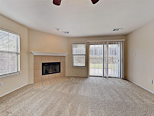 5117 Meridian Lane, Fort Worth, TX 76244