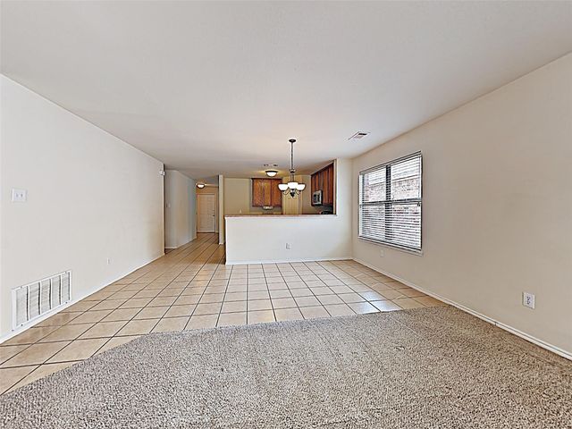 5117 Meridian Lane, Fort Worth, TX 76244