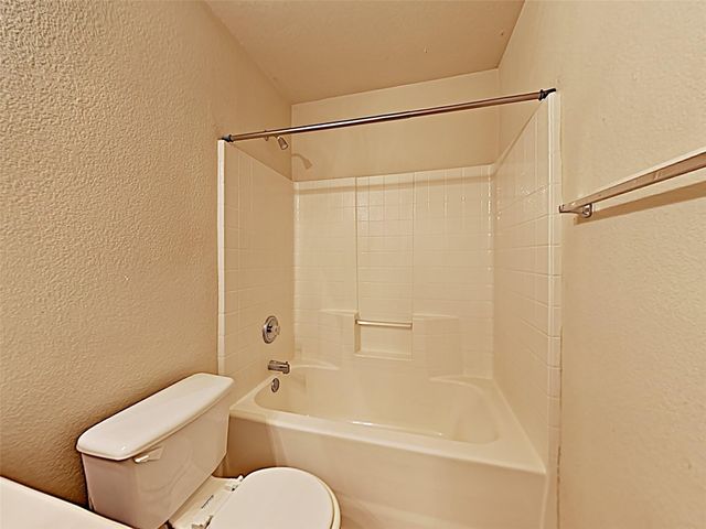 5117 Meridian Lane, Fort Worth, TX 76244