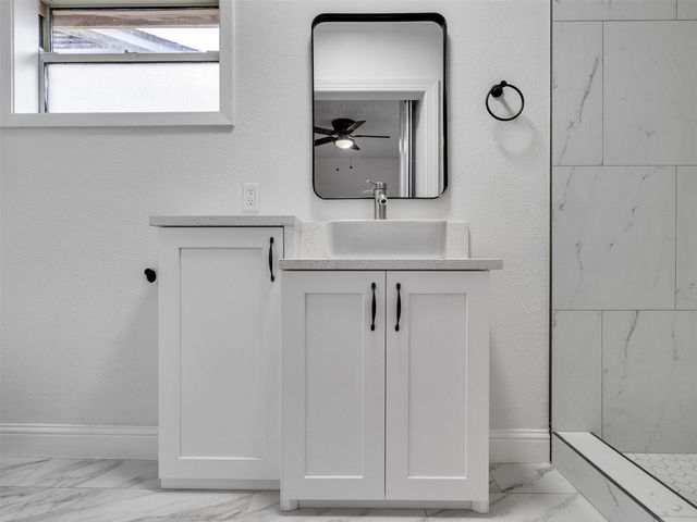 501 Arbor Drive, Deer Park, TX 77536