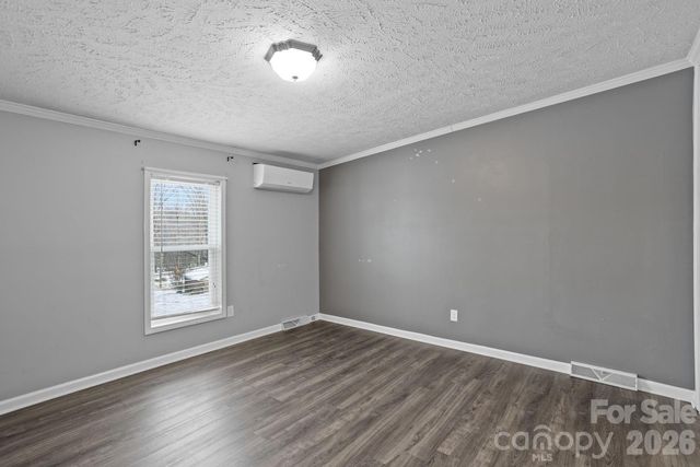 4855 Talley Road, Walkertown, NC 27051