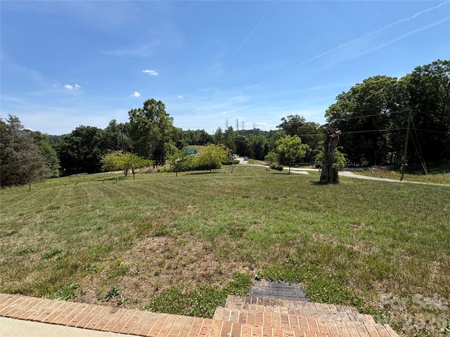 4855 Talley Road, Walkertown, NC 27051