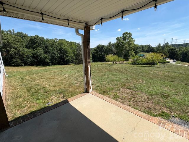 4855 Talley Road, Walkertown, NC 27051