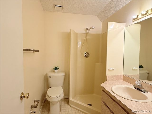 517 Whispering Pines Boulevard, Inverness, FL 34453