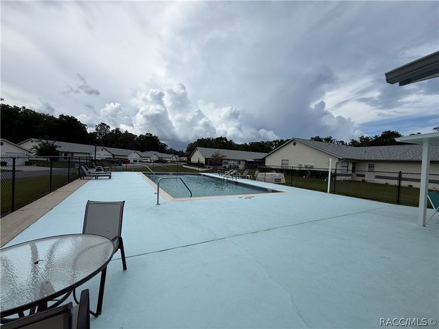 517 Whispering Pines Boulevard, Inverness, FL 34453