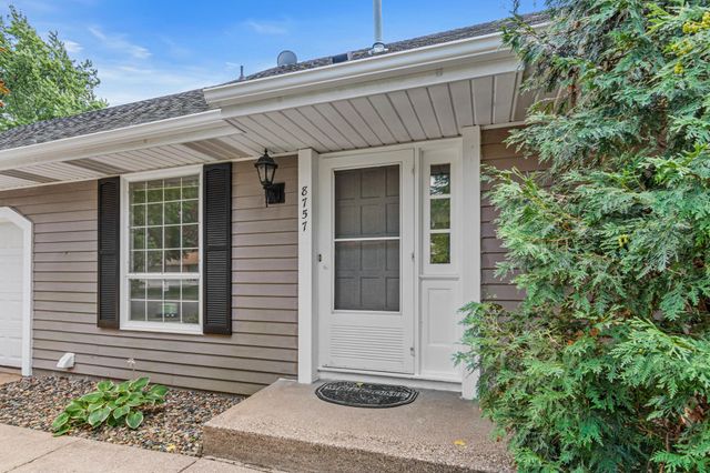 8757 75th Street S, Cottage Grove, MN 55016