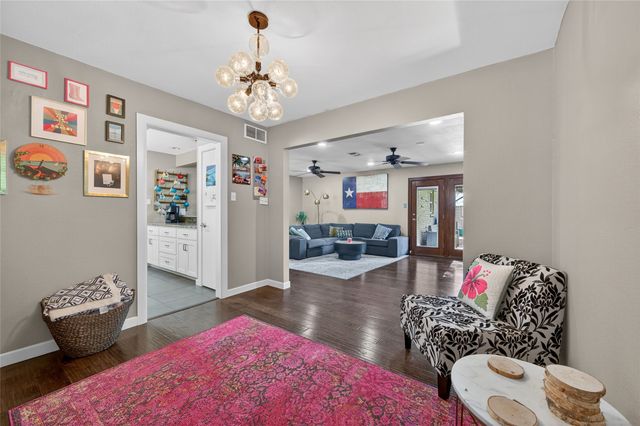 4121 Bilglade Road, Fort Worth, TX 76109