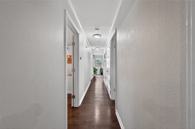 4121 Bilglade Road, Fort Worth, TX 76109