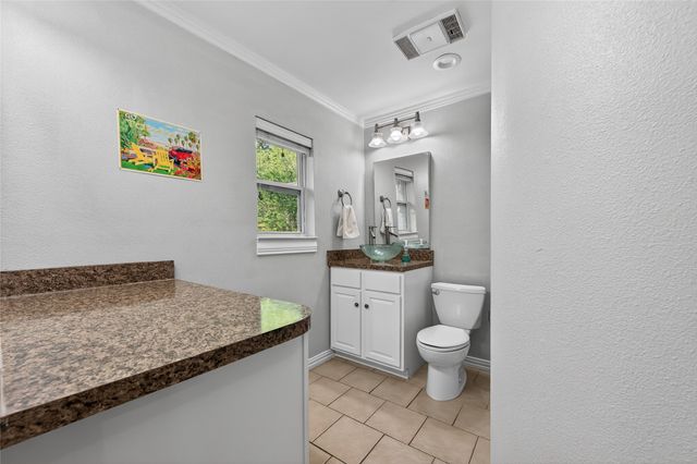 4121 Bilglade Road, Fort Worth, TX 76109